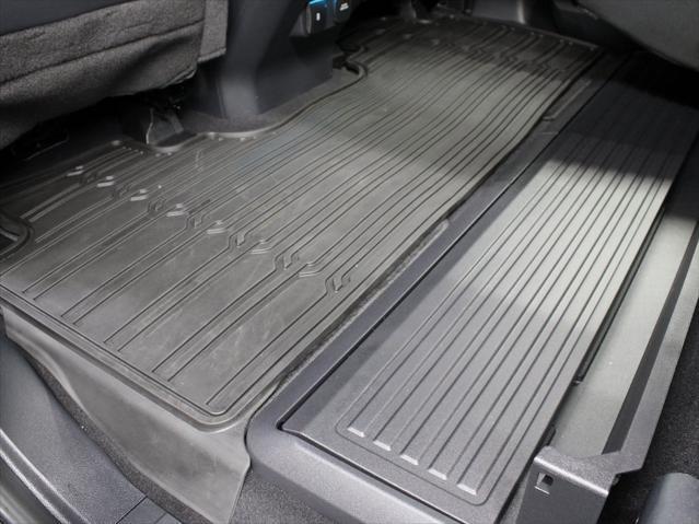 Photo of 2024 Oxford White Ford F-150