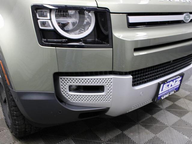 Photo of 2020 Pangea Green Metallic Land Rover Defender