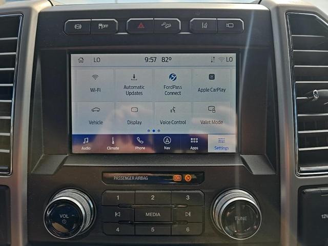 Photo of 2020 Agate Black Metallic Ford F-250