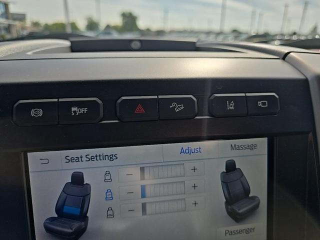 Photo of 2020 Agate Black Metallic Ford F-250