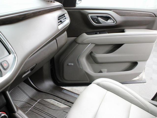 Photo of 2021 Empire Beige Metallic Chevrolet Tahoe