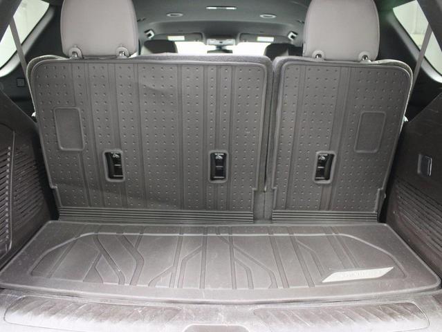 Photo of 2021 Empire Beige Metallic Chevrolet Tahoe