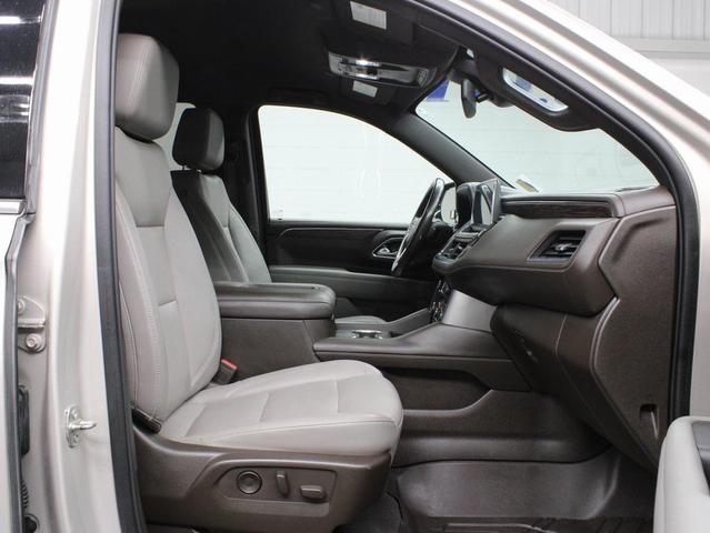 Photo of 2021 Empire Beige Metallic Chevrolet Tahoe