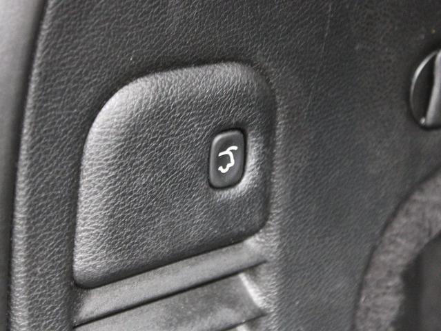 Photo of 2017 Diamond Black Crystal Pearlcoat Jeep Grand Cherokee