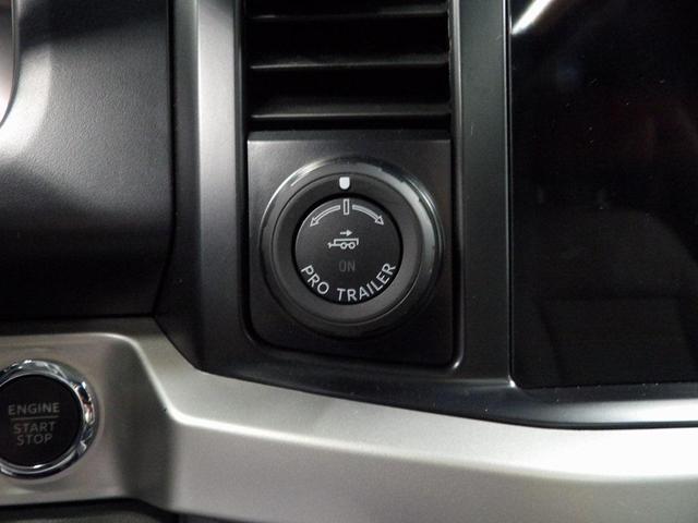 Photo of 2023 Carbonized Gray Metallic Ford F-250