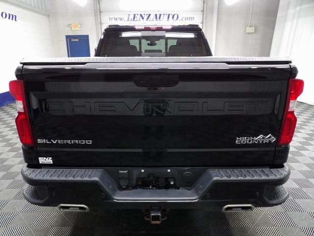 Photo of 2021 Black Chevrolet Silverado 1500