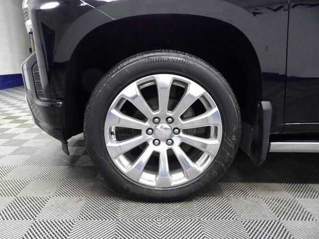 Photo of 2021 Black Chevrolet Silverado 1500