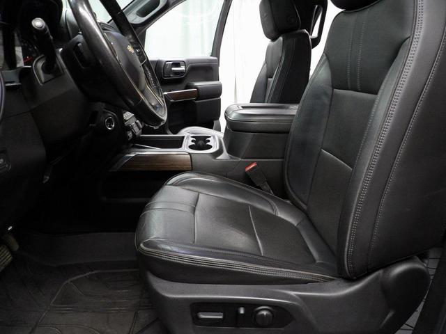 Photo of 2021 Black Chevrolet Silverado 1500