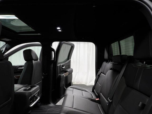 Photo of 2021 Black Chevrolet Silverado 1500
