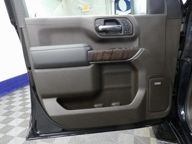Photo of 2023 Ebony Twilight Metallic GMC Sierra 3500