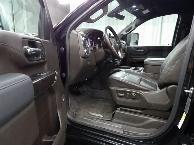 Photo of 2023 Ebony Twilight Metallic GMC Sierra 3500
