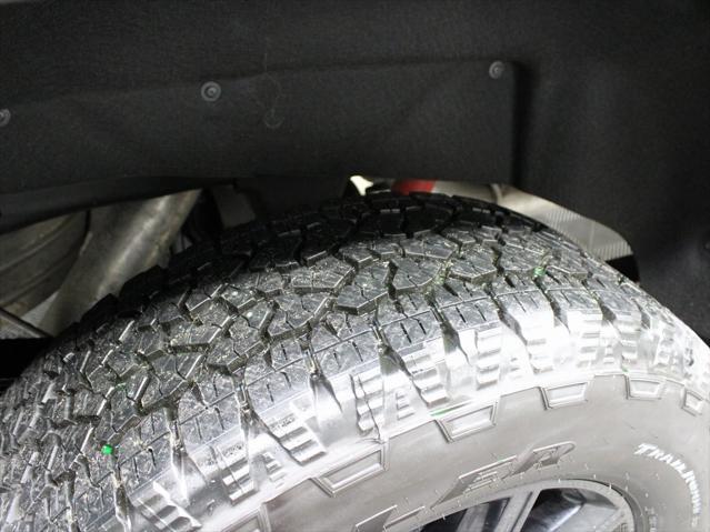 Photo of 2025 Onyx Black GMC Sierra 2500