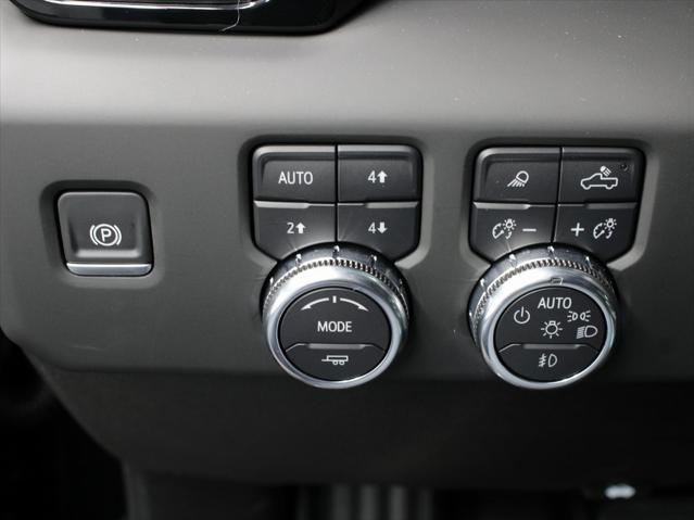 Photo of 2025 Onyx Black GMC Sierra 2500