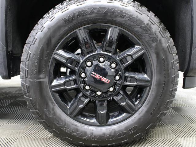 Photo of 2025 Onyx Black GMC Sierra 2500