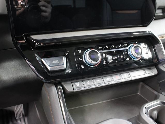 Photo of 2025 Onyx Black GMC Sierra 2500
