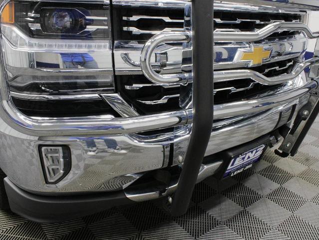 Photo of 2018 Black Chevrolet Silverado 1500