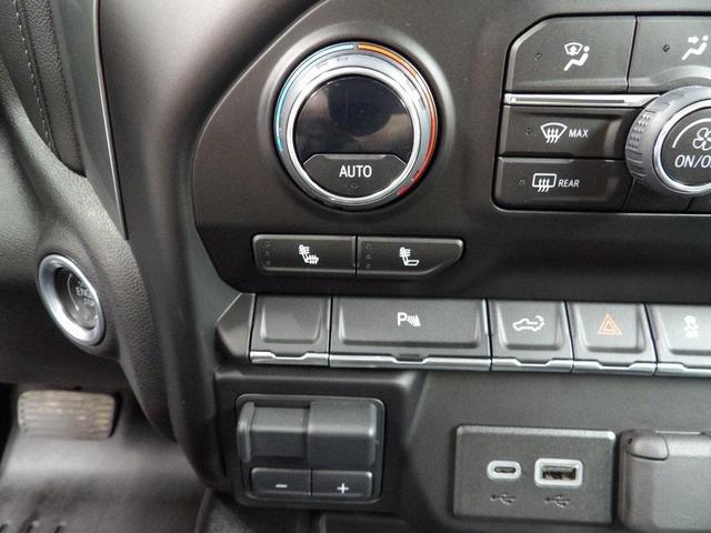Photo of 2023 Summit White Chevrolet Silverado 3500