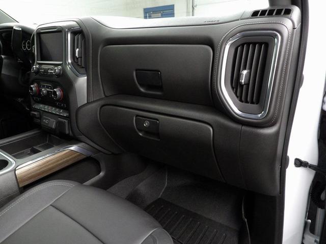 Photo of 2023 Summit White Chevrolet Silverado 3500