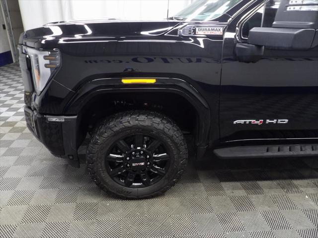 Photo of 2025 Onyx Black GMC Sierra 2500