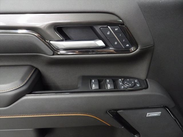 Photo of 2025 Onyx Black GMC Sierra 2500
