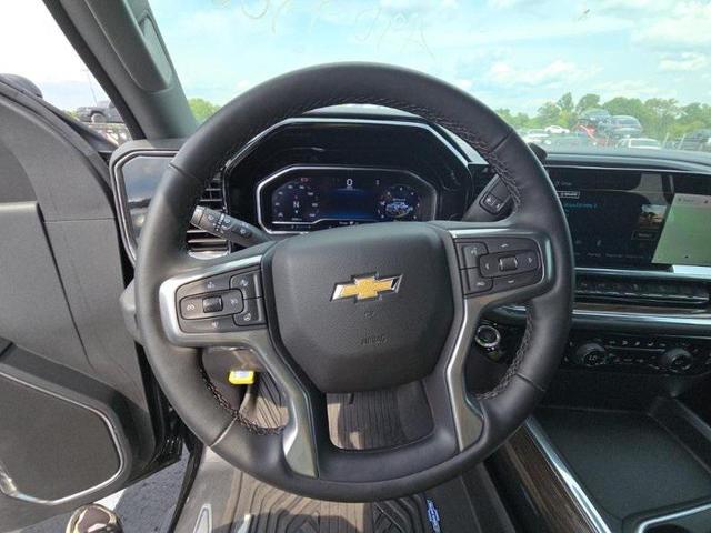 Photo of 2025 Black Chevrolet Silverado 2500