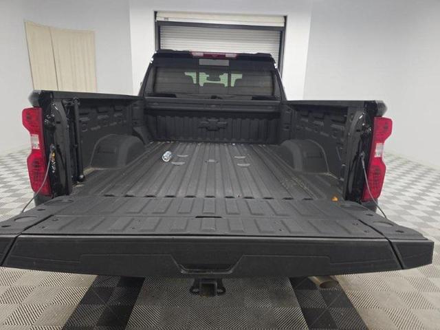 Photo of 2025 Black Chevrolet Silverado 2500