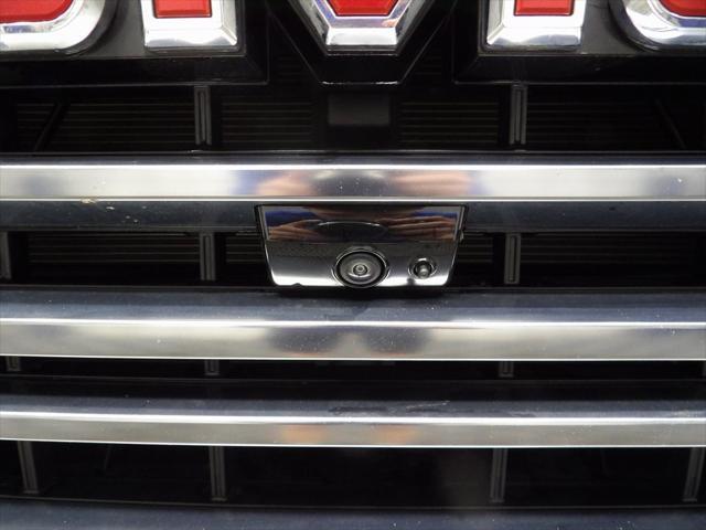 Photo of 2025 Summit White GMC Sierra 1500