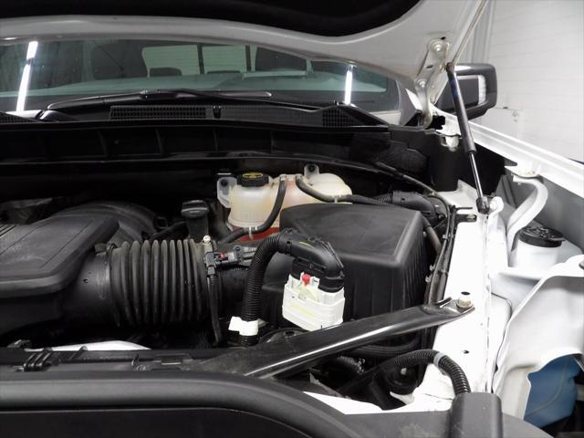 Photo of 2025 Summit White GMC Sierra 1500