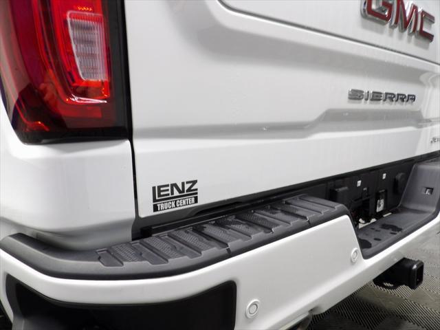 Photo of 2025 Summit White GMC Sierra 1500