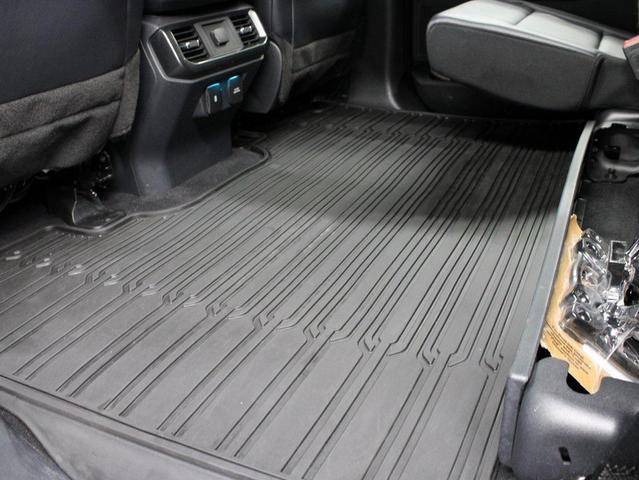 Photo of 2023 Iconic Silver Metallic Ford F-150