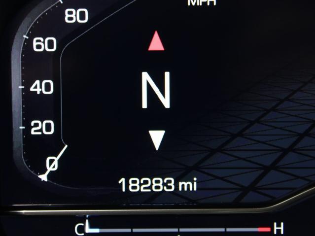 Photo of 2024 Summit White GMC Sierra 1500