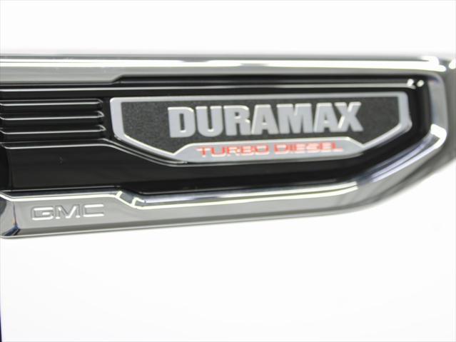 Photo of 2024 Summit White GMC Sierra 1500