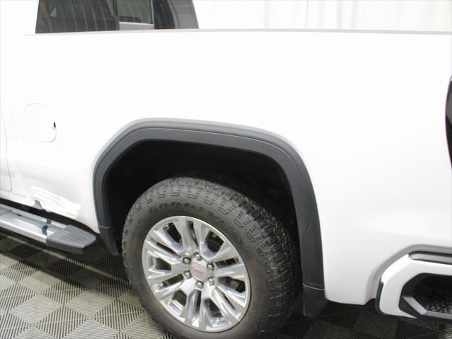 Photo of 2024 Summit White GMC Sierra 1500