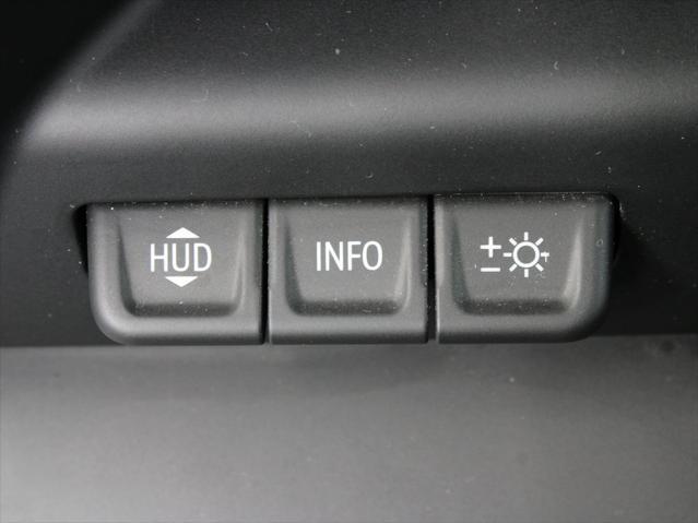 Photo of 2024 White Frost Tricoat GMC Sierra 1500