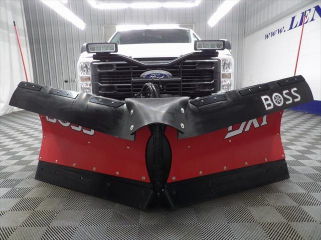 Photo of 2023 Oxford White Ford F-350