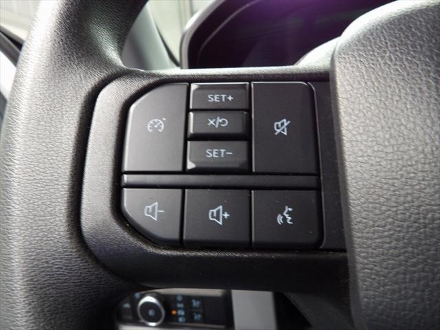 Photo of 2023 Oxford White Ford F-350