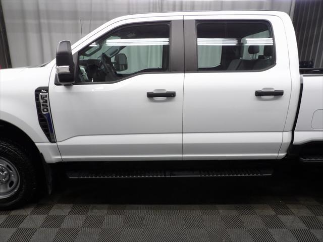 Photo of 2023 Oxford White Ford F-350