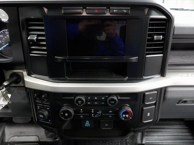 Photo of 2023 Oxford White Ford F-350
