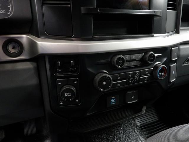 Photo of 2023 Oxford White Ford F-350