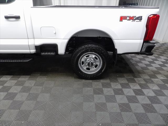 Photo of 2023 Oxford White Ford F-350