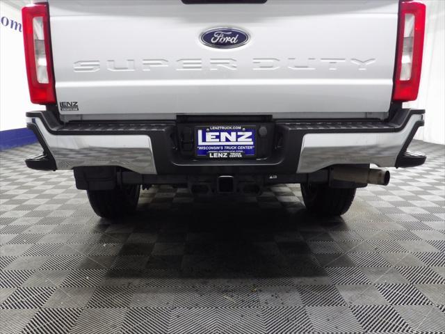Photo of 2023 Oxford White Ford F-350