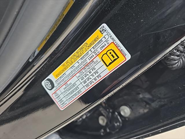 Photo of 2025 Onyx Black GMC Sierra 2500