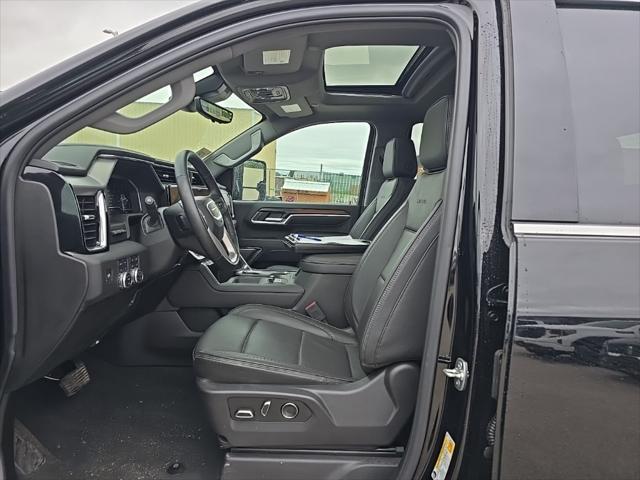 Photo of 2025 Onyx Black GMC Sierra 2500
