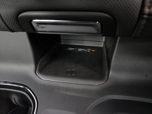 Photo of 2024 Summit White GMC Sierra 1500