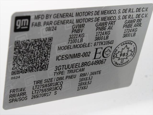 Photo of 2024 Summit White GMC Sierra 1500
