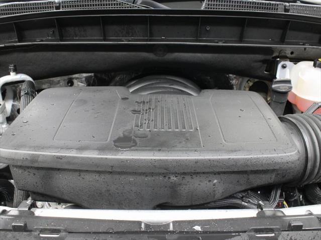 Photo of 2024 Summit White GMC Sierra 1500