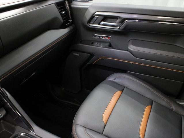 Photo of 2024 Summit White GMC Sierra 1500