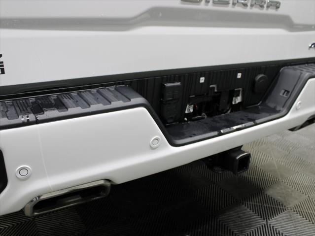 Photo of 2024 Summit White GMC Sierra 1500