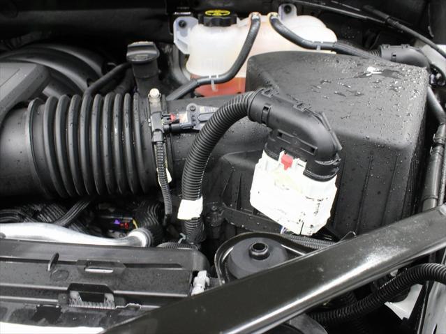 Photo of 2024 Summit White GMC Sierra 1500