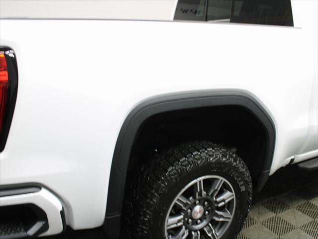Photo of 2024 Summit White GMC Sierra 1500